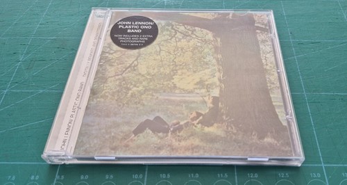 John lennon plastic - lennon, band
